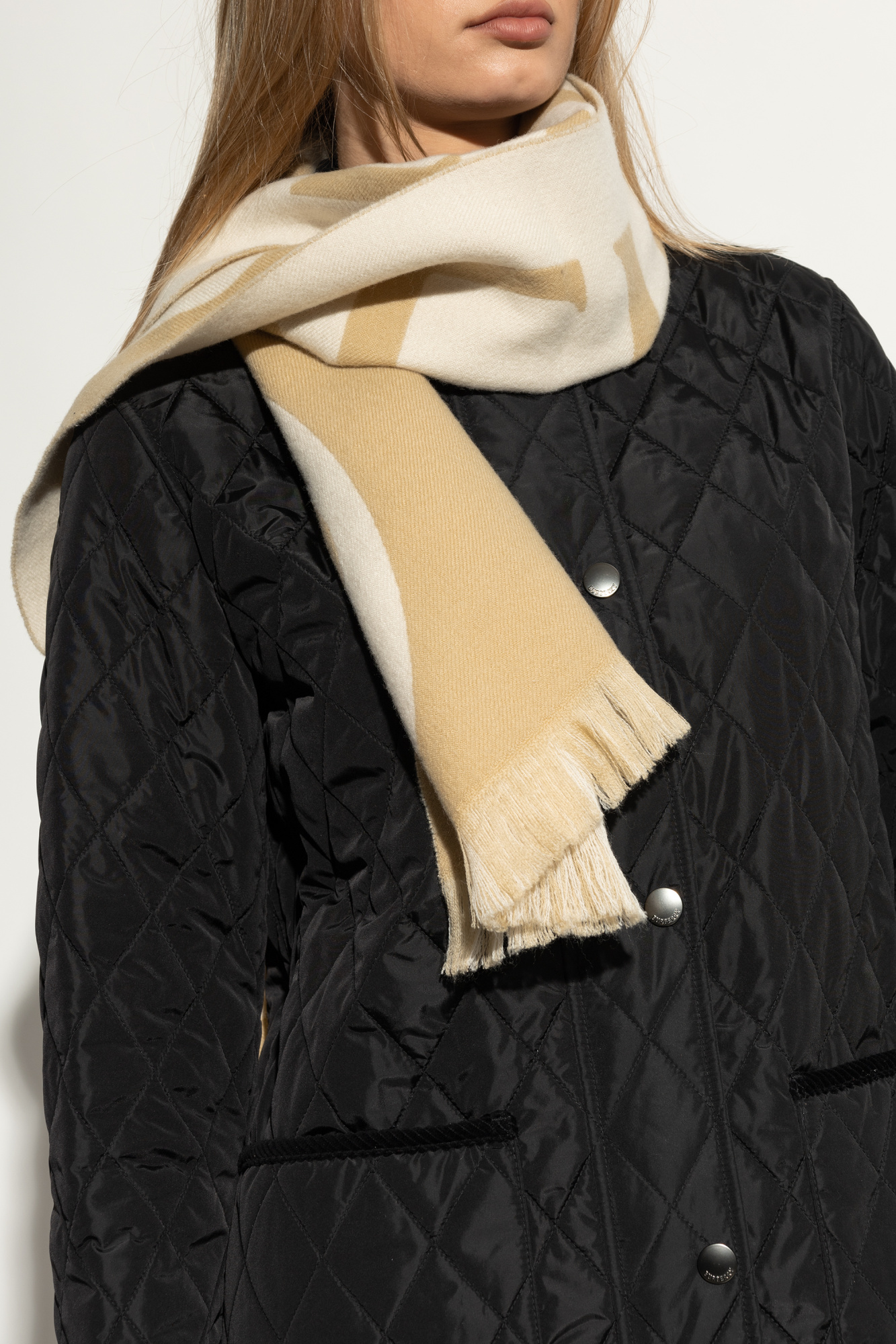 マフラー・ストール Burberry FW25 Beige wool scarf (8109562 A2021) Beige Wool scarf with logo Burberry - Vitkac France